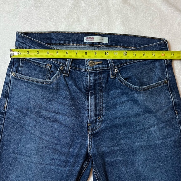 Levi’s Signature Women’s Athletic Jeans - Size 32x32 - Picture 8 of 16